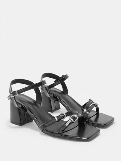 CUCCOO CURVES 大码女式宽楦多带凉鞋，适合户外、度假、日常穿着，春假复活节皆宜