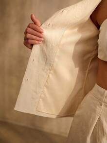 MOTF PREMIUM WOMEN'S VACATION COTTON LINEN WOODEN BUTTON PLACKET BELTED VEST JACKET - Apricot - View 8