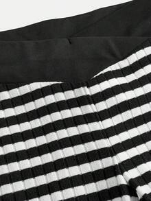 Girlism Tween Girls Striped Contrast Color Flare Pants, Casual Commuter Daily Outdoor Sports Leggings, Versatile For All Seasons - Black and White - View 6