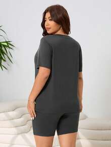 SHEIN EZwear Plus Size Summer Casual Black & Gray 2-Piece Set,V-Neck Short Sleeve Loose T-Shirt & Stretchy Soft Knit Cycling Shorts,Gym Outfits For Music Festival - Multicolor - View 2