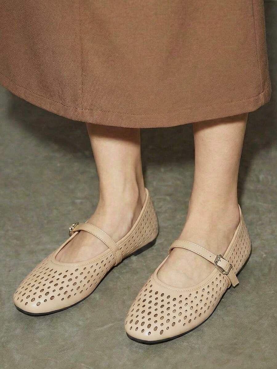 女士芭蕾舞鞋，透气镂空圆头玛丽珍鞋，米色