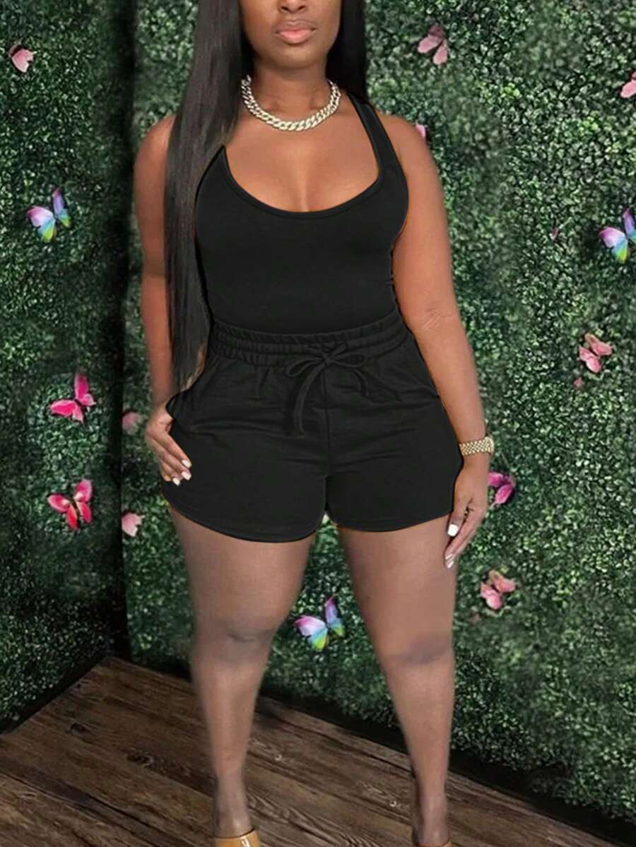 Slaydiva Bộ đồ mùa hè dành cho nữ gồm áo tank top cổ chữ U dáng ngắn và quần short có túi dây rút. - màu đen - Xem 1
