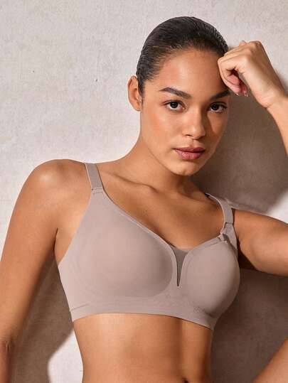 春夏蕾丝拼接女士内衣套装（无钢圈），防下垂纯色文胸