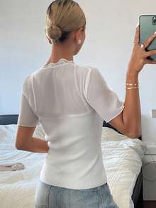 DAZY Áo dệt kim ngắn tay nhẹ, cổ chữ V, phối ren tương phản, nơ, thích hợp cho nữ, đi nghỉ mát, mùa hè. - trắng - Xem 4