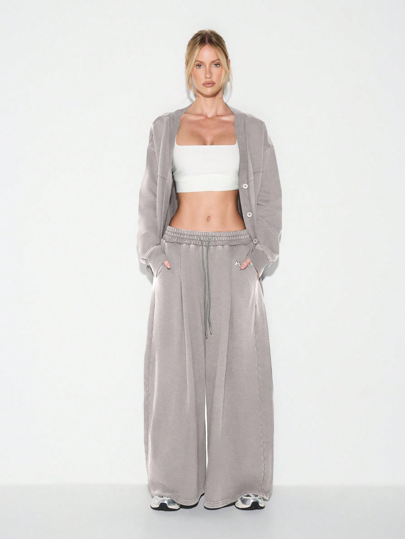 KIZN Metal Tab Wide Leg Sweatpants With Drawstring