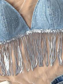 Soleia Top da donna in denim azzurro chiaro con strass e frange, stile halter, crop top senza schiena anni '70 per vacanze estive, feste, spiaggia e concerti country - Lavaggio chiaro - Visualizzare 5