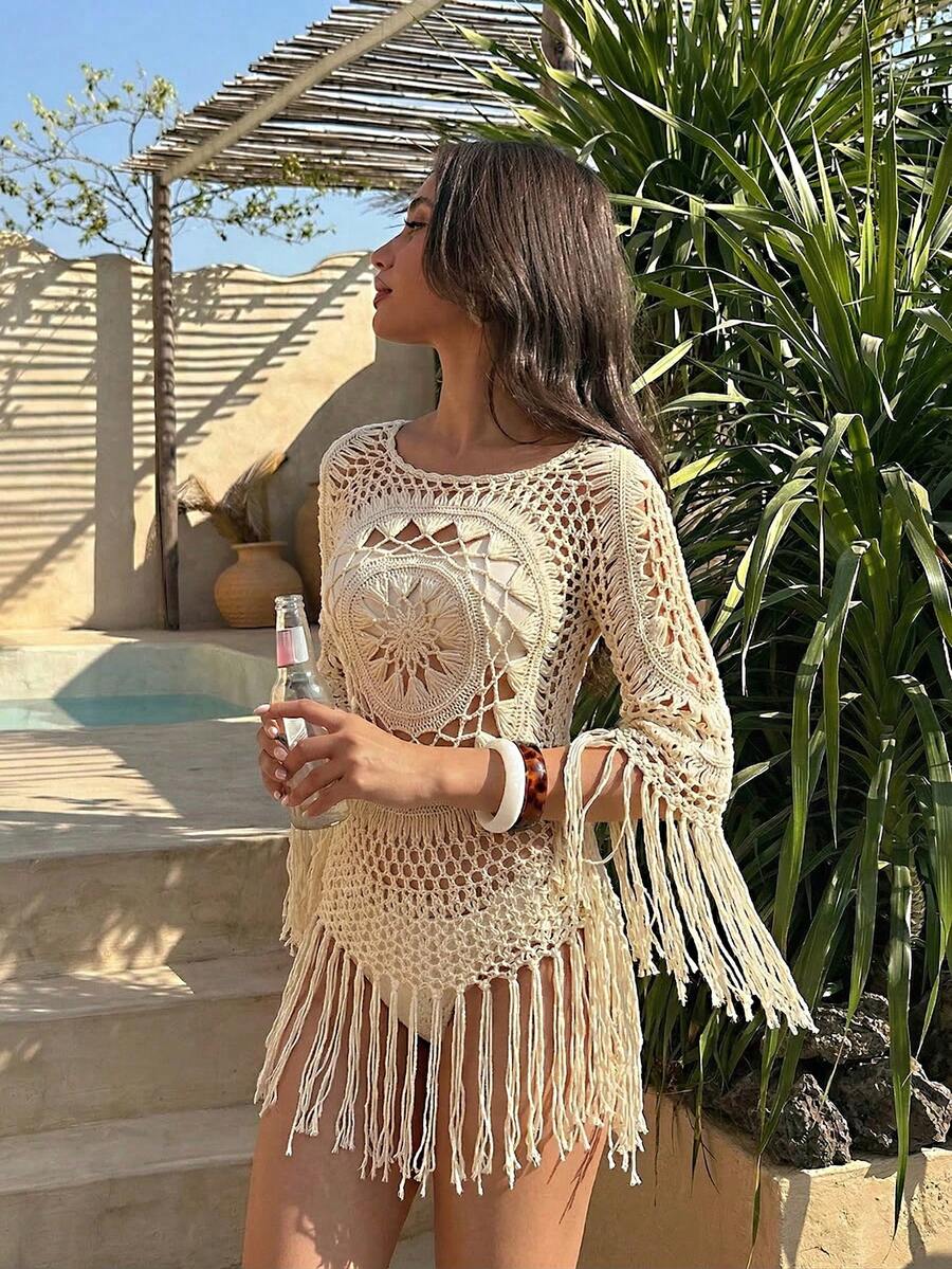 Selianne 杏色镂空沙滩度假风钩针流苏方领蝙蝠袖针织毛衣，春夏款