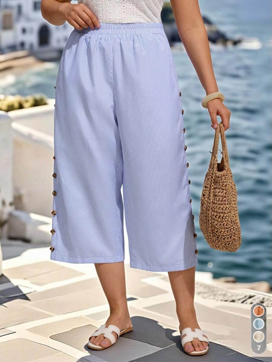 SHEIN LUNE CURVE Plus Size Casual Light Blue Striped Wide Leg Capri Pants - Blue - View 1