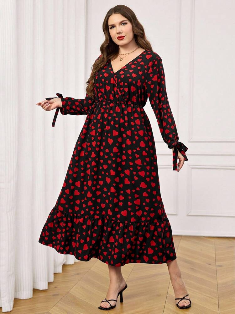 プラスサイズレディースバレンタインデーフルハートプリントツイストウエストロングスリーブドレス、春と秋に最適、お出かけ服、2025年の新作、シンプルでファッショナブルな普段着、プラスサイズの冬服、快適で通気性、女性用クリスマス衣装、新年服、複数の機会に最適、クリスマス、デートナイト衣装レディース、ナイトパーティー、エレガントなパーティー、デートナイト衣装レディース、女性用感謝祭衣装、バレンタインデーに最適