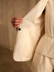 MOTF PREMIUM 女士棉麻休闲西装外套，适合通勤和度假 - 杏色 - 查看 7