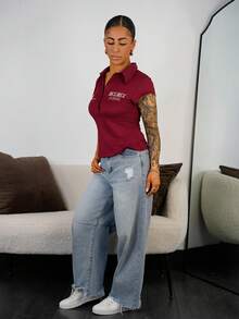 SAYEHFBABY 女式字母印花纽扣休闲短袖T恤，夏季 - 酒紅色 - 查看 4