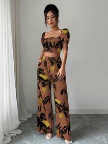 Selianne Bộ đồ 2 món dành cho nữ: Áo croptop in hoa và quần ống đứng. - màu nâu - Xem 7