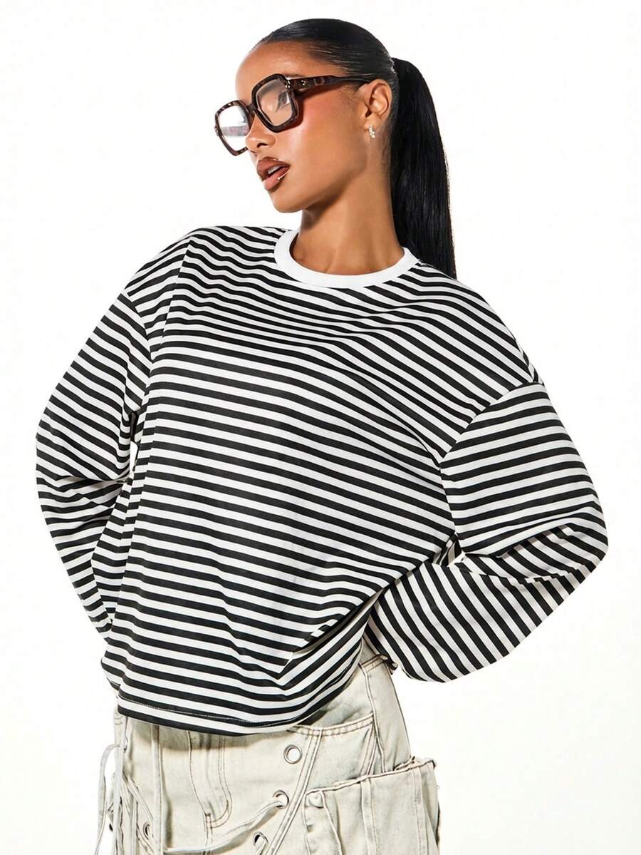 SUMWON WOMEN 长袖条纹T恤，休闲宽松圆领上衣，秋冬日常穿搭必备单品 - 黑與白 - 查看 1