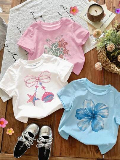 三件套女童休闲舒适时尚春夏上衣，饰有创意花卉、仿珍珠蝴蝶结、贝壳、海龟和芙蓉花印花，适合日常穿着。