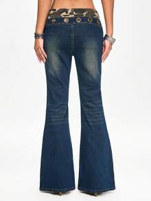 ROMWE Avant Women's Vintage 2 In 1 Camouflage Waistband Grommet Decor Distressed Flare Jeans - Blue - View 3