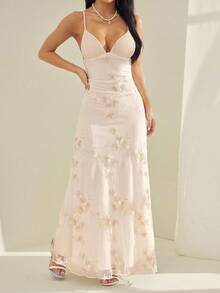 SHEIN PETITE 女士性感优雅深V褶皱胸部刺绣修身腰部浪漫刺绣连衣裙 - 粉色 - 查看 7