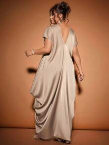 Cravure Đầm ngắn tay cổ chữ V thanh lịch dành cho nữ cỡ lớn, chất liệu vải bóng, màu nâu. - Volcanic Gray - Xem 1