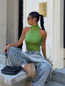 Flirla 修身高领针织上衣，女士穿搭灵感，女士流行穿搭，女士夏季穿搭，搭配牛仔裤的漂亮上衣，绿色女士夏季穿搭，女士夏季上衣 - 橄欖綠 - 查看 3