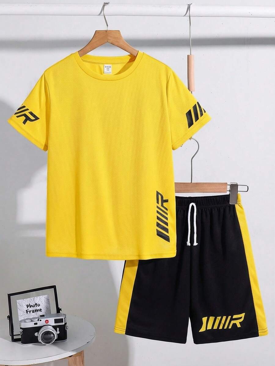 SHEIN 2pcs Tween Boy Splice Sports Textured Vertical Stripe Pattern Short Sleeve T-Shirt And Shorts Set - Yellow - View 1