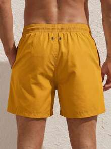 Manfinity Swimmode 男士抽绳腰带口袋休闲沙滩短裤 - 黃色 - 查看 2