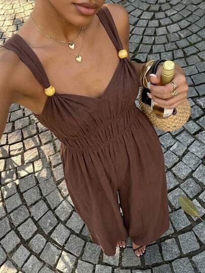 Amorya 2026 Frühling/Sommer Neues Musikfestival, Ostern, St. Patrick's Day, Western, Nomadisch, Geburtstagsfest, Abschluss, College Stil, Studentenmode, Lässig Alltag, Vielseitig Basis, Lässig, Kreuzfahrt Reise, Strand, Sonnenbaden, Viral, Streetwear, Hochzeitsgast Boho, Pendeln, Brunch, Flughafen Outfit braun Träger V-Ausschnitt ärmelloses Holzknopf Dekor Geraffter Taille Jumpsuit
