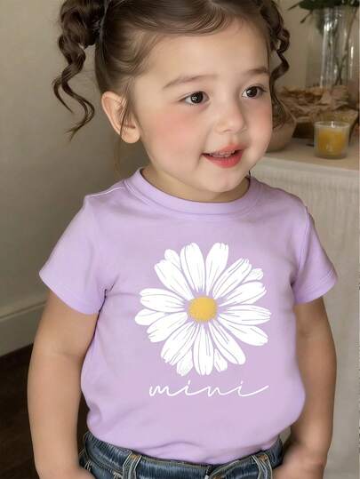 Spring And Summer Baby Girls' Casual Fashionable Creative Personalized Fresh Minimalist Daisy Floral Print Basic Short T-Shirt, Comfortable Daily Wear. Cozy Summer And Fall Styles Suitable For Girls In Spring, Summer And Autumn. Stylish And Pretty Princess Sweet Tops