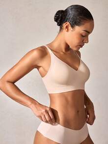 Veilyse Bra Jelly Tanpa Jahitan dan Tanpa Kawat yang Lembut, Nyaman & Modis untuk Wanita, Cocok untuk Pemakaian Sehari-hari Sepanjang Tahun untuk Musim Panas - Baby Pink - View 8