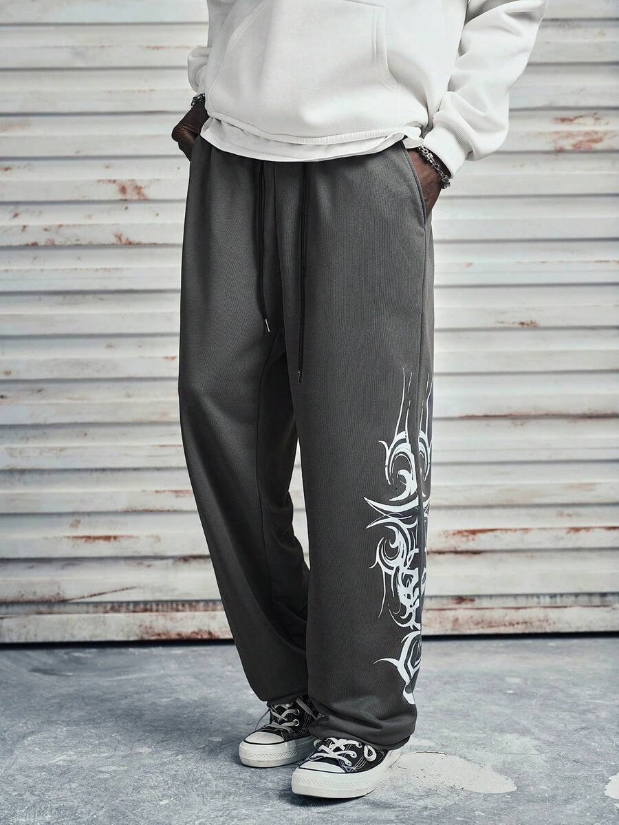 Modcrash Quần thể thao dáng rộng in họa tiết, ống suông, in hình graffiti Anh, phong cách đường phố thoải mái mùa hè. - Màu xám đen - Xem 1
