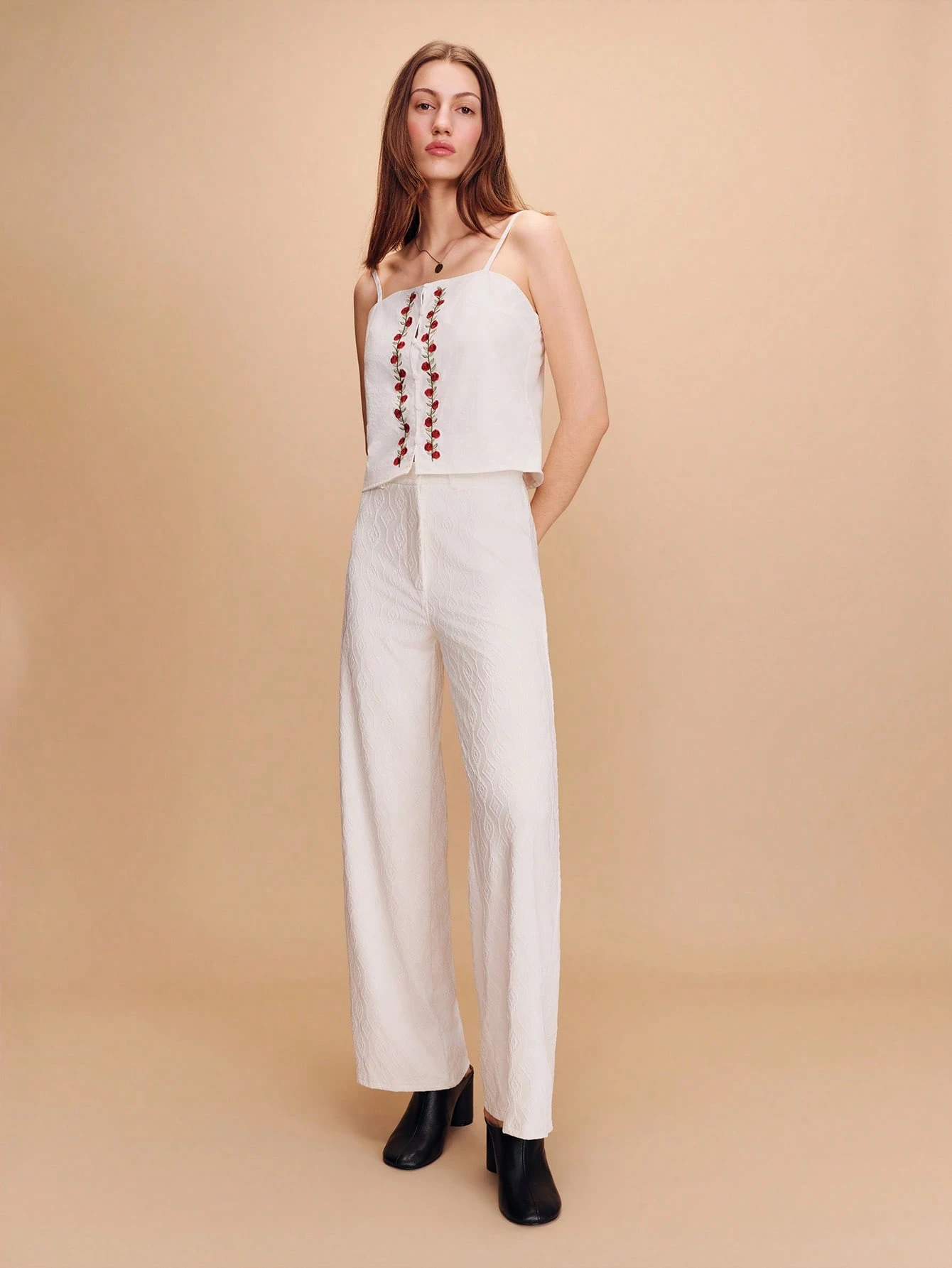 White Straight-Neck Tank Top With Red Floral Embroidery Cute Style Spring Summer French Style Parisian Style White Embroidered Flower Top Vacation Top Boho Top