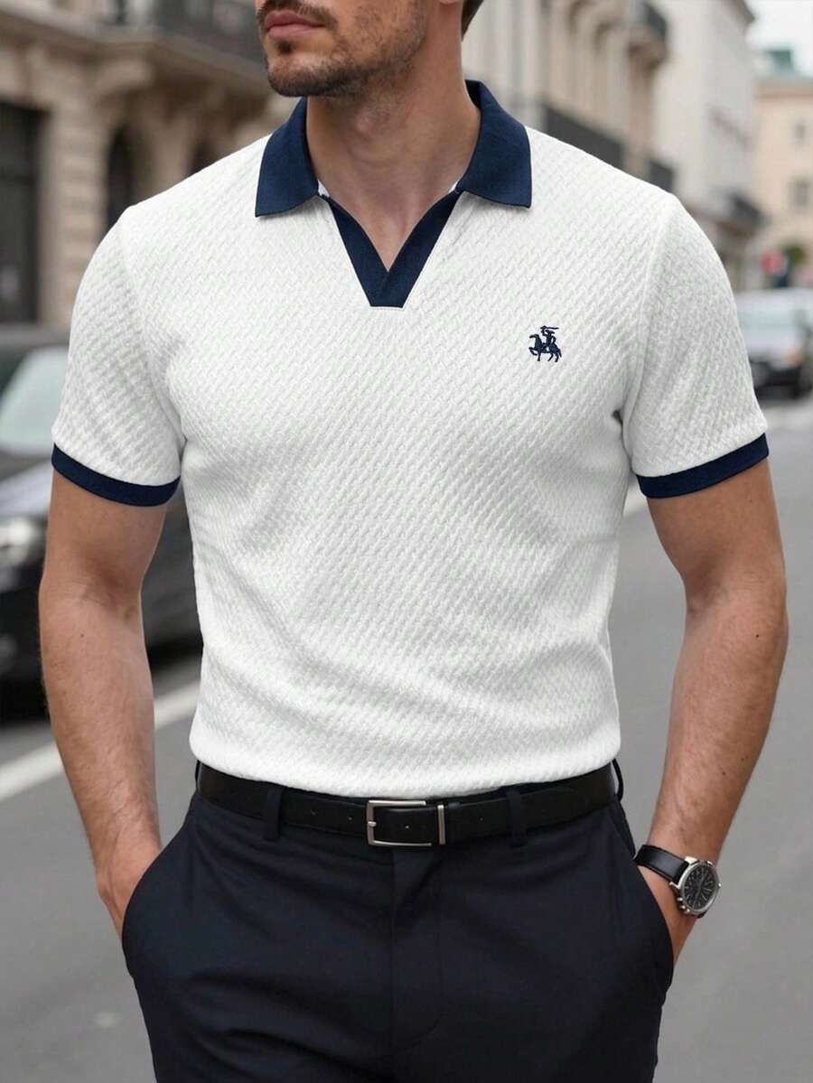 Manfinity Bizformal 男士Polo衫：翻领短袖Polo衫、撞色领Polo衫、刺绣Polo衫、白色Polo衫、商务Polo衫、V领Polo衫。适合日常外出、朋友聚会、通勤穿着。送给男友或丈夫的绝佳礼物。 - 白色 - 查看 1