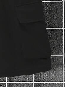 Manfinity Homme Bộ đồ nam trơn màu gồm áo thun cổ tròn tay ngắn và quần short cạp chun, kiểu dáng thường ngày. - Nhiều màu - Xem 4