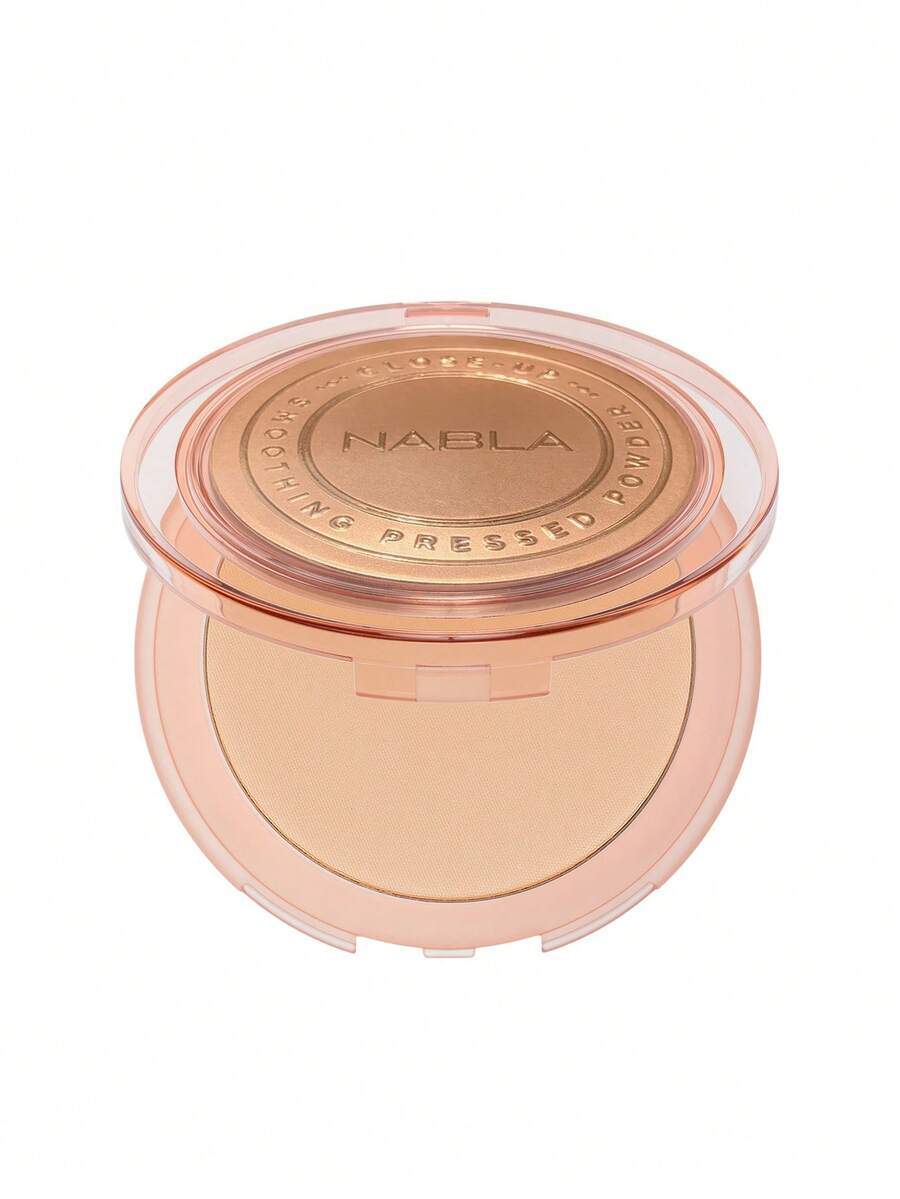 Close-Up Smoothing Pressed Powder Medium 11.5 G - MEDIUM - View 1