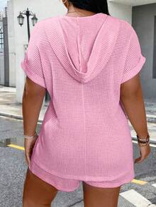 Calvaya Conjunto informal de 2 piezas: Camiseta de punto waffle con cuello en V, manga corta y botones de madera + Pantalones cortos elásticos de cintura de tela waffle, talla grande - Rosa Pálido - Ver 2
