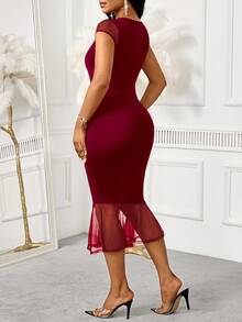 SHEIN Lady Đầm suông cổ tròn phối lưới vá viền loe màu trơn thanh lịch dành cho nữ - Màu Đỏ Sâu - Xem 2