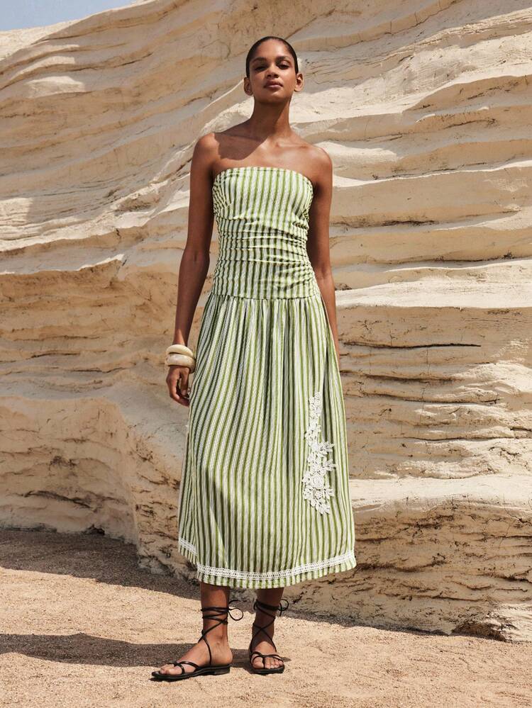 SHEIN Maija Striped Print Bandeau Dress For Women, Summer Dresses For Women, Summer Clothes , Summer Outfit For Women , Spring Dress, Spring Outfit, Spring Clothes Women , Beach Dresses , Beach Outfit For Women , Casual Dress For Women, Holiday, Vacation , Summer Holiday Outfits, Vacation Dresses, Backless, Vacation Stripes Resort Dresses For Women