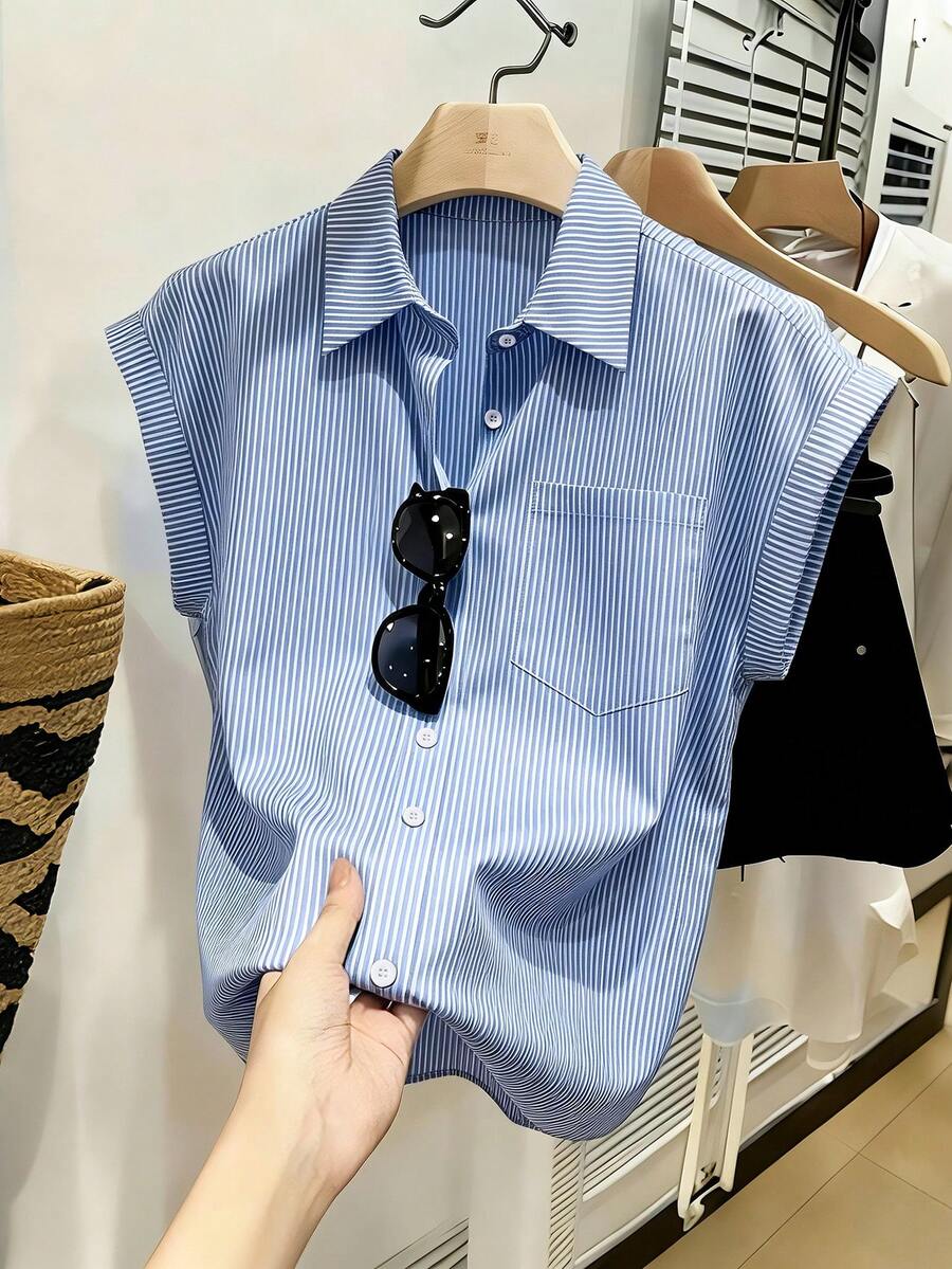 SHEIN Franclia 女士新款蓝色条纹胸袋设计宽松短袖休闲衬衫,适合通勤、日常穿着、度假、节日、正式场合和工作场合。 - 彩色 - 查看 1