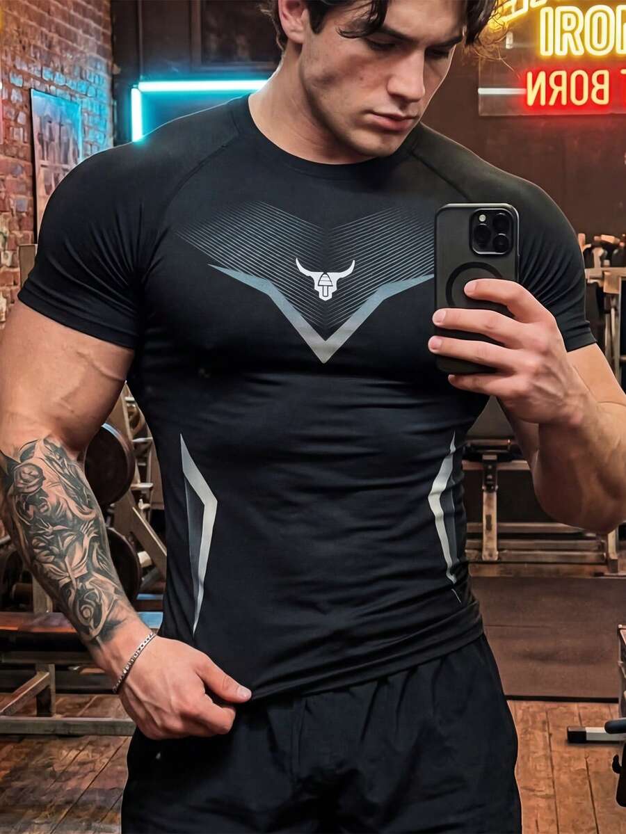 GymBeat Áo thun thể thao nam tay ngắn dáng ôm, có sọc phản quang - màu đen - Xem 1