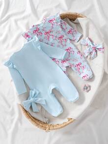 SHEIN Vintaside Kids 新生儿田园风精致浅粉色蝴蝶结花朵荷叶边领长袖连体裤发带套装 - 淺藍色 - 查看 2