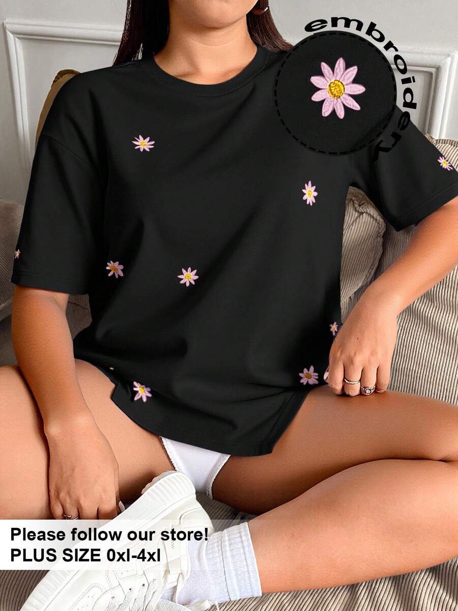 Solflare Plus Size Beach Vacation Outfits,Casual Blue Daisy Embroidered Short Sleeve T-Shirt,Spring Summer Clothes - Multicolor - View 1