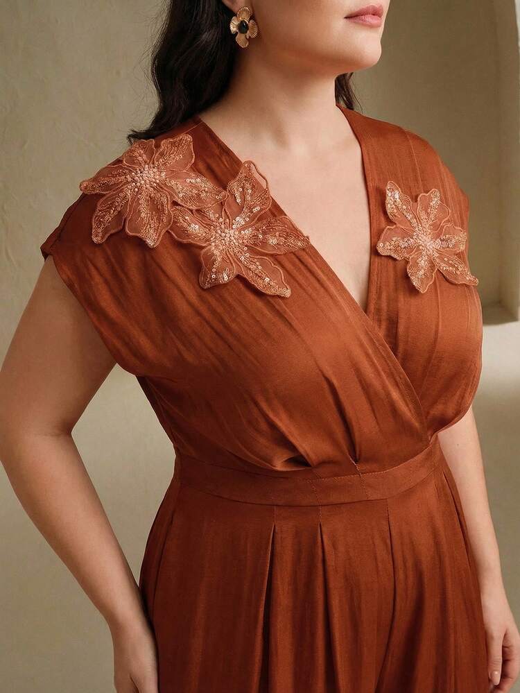 Elegant V-Neck Waist Cinched Floral Decor Plus Size Dress, Suitable For Graduation, Festival, Holiday, Elegant Occasions, Vacation, Old Money Style, Date Night