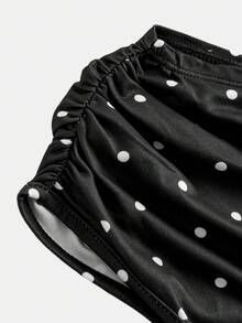 Girlism 少女夏季休闲度假波点印花抽绳褶皱扭结不对称领修身T恤 - 黑與白 - 查看 4