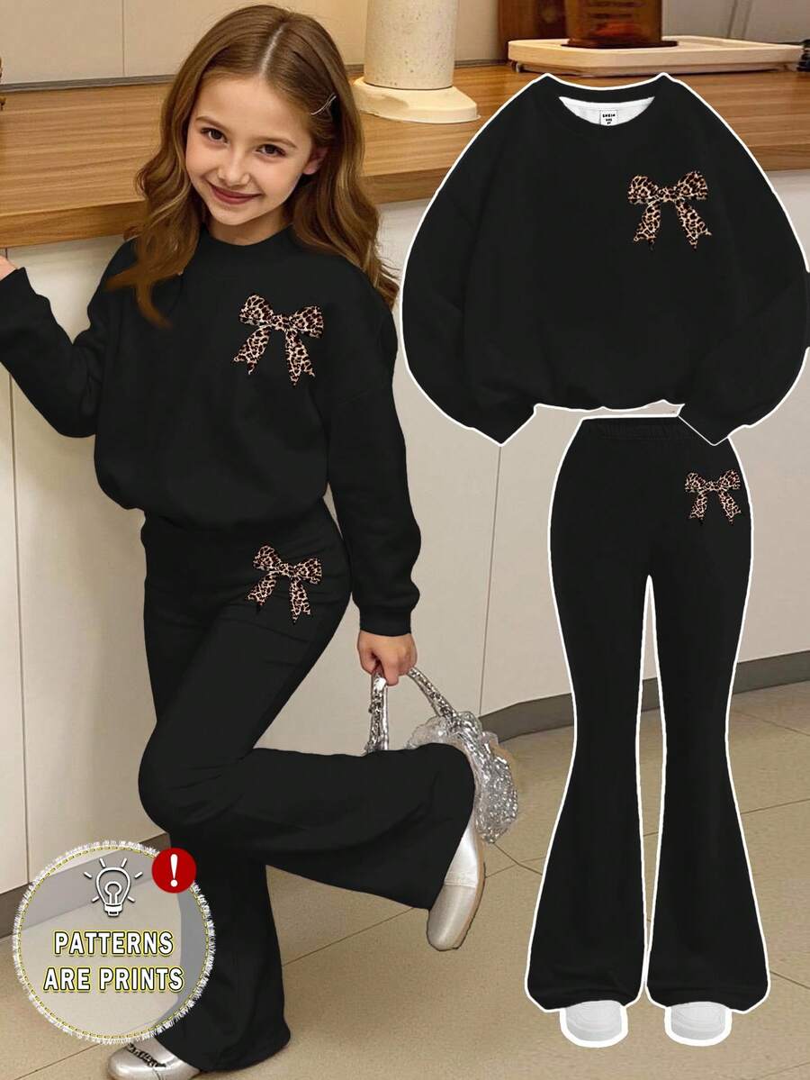 SHEIN 复古甜美豹纹蝴蝶结印花奶油黑色,女童针织圆领字母图案宽松运动衫和修身喇叭裤两件套,返校季,2000 年代风格,Y2K,韩式风格,秋季/秋季,返校节,冬季,垃圾摇滚,条纹,轻松舒适,时尚童装,嬉皮士音乐节,BM,美式复古甜美,高中校园氛围,网络流行,城市漫步,街头潮流 - 彩色 - 查看 1