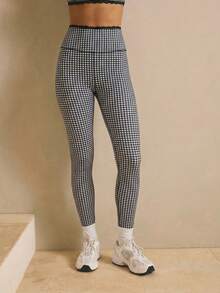 Aralina Leisurewear Lace Trim Long Sleeve Crop And Legging Active Gym Workout Two Pieces Women Set - Black and White - View 6