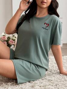 SHEIN 女士加大码纯棉两件套绿色爱心刺绣圆领短袖衬衫和短裤家居服舒适休闲套装 - 綠色 - 查看 5