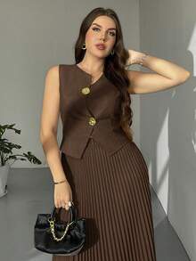 Firerie Plus Size Summer Elegant Commuter Solid Color Vest & Pleated Skirt 2 Pieces Set - Brown - View 2