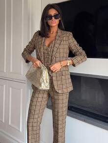 Ronhire بدلة نسائية عصرية من 3 قطع بنمط مربعات بني، تشمل بليزر بأكمام طويلة وخصر ضيق، سترة ضيقة، وبنطلون مربعات، بدلة بني، ملابس نسائية كاجوال للعمل، إطلالة محترفة، ملابس للتنقل، ملابس مكتبية - متعدد الألوان - مشاهدة 6