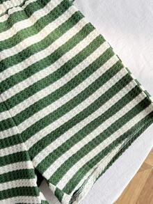 SHEIN Tween Girl Green Striped Raglan Top And Tie Waist Shorts 2 Pieces Casual Set - Green - View 7