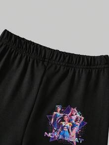 两件套女童卡通印花短袖T恤和打底裤套装，胸前印有卡通图案，俏皮可爱；上衣采用弧形下摆设计；打底裤也印有相同的图案；舒适亲肤，适合日常出行、游乐园、聚会、亲子活动等场合。 - 紫色 - 查看 8