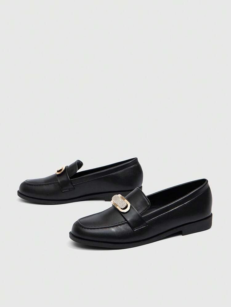 CUCCOO BIZCHIC Women's Flat Loafers With Metal Buckle And Rhinestone Decoration, Almond Toe, Faux Leather Material, Black, Comfortable Casual Office/Commute Wear