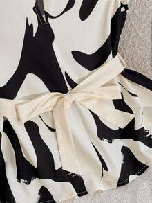 GlowEve 女士高领印花黑白配色腰带蝴蝶结腰带独特优雅短袖衬衫 - 彩色 - 查看 4